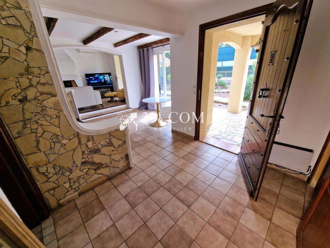 Maison à SAINT-RAPHAEL