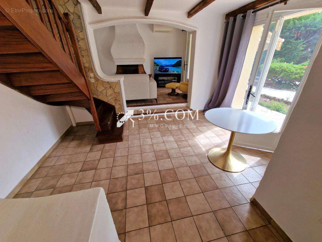 Maison à SAINT-RAPHAEL