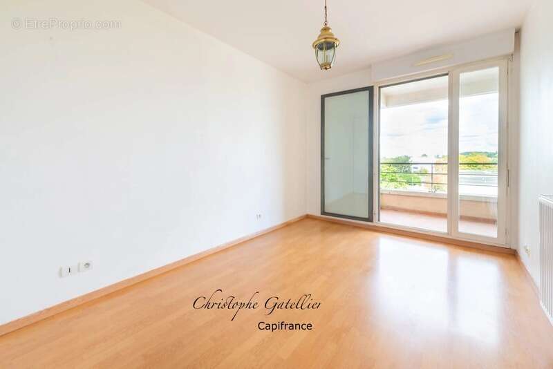 Appartement à ELANCOURT