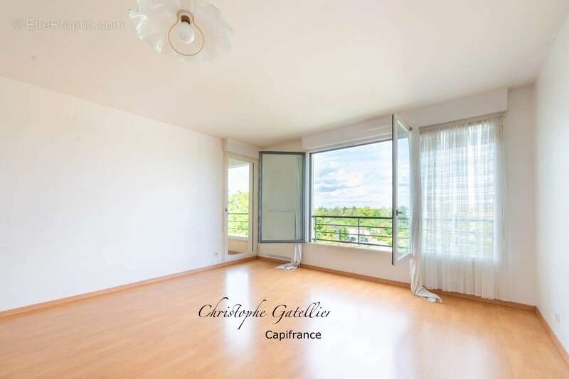 Appartement à ELANCOURT