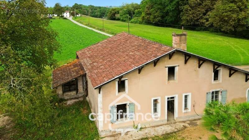 Maison à MOUSCARDES