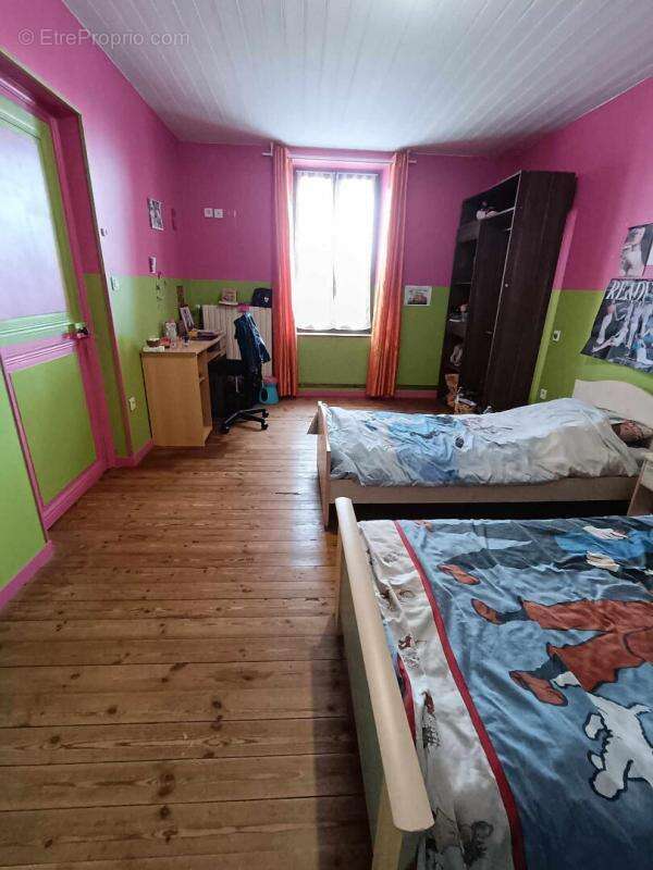 Maison à LES METAIRIES