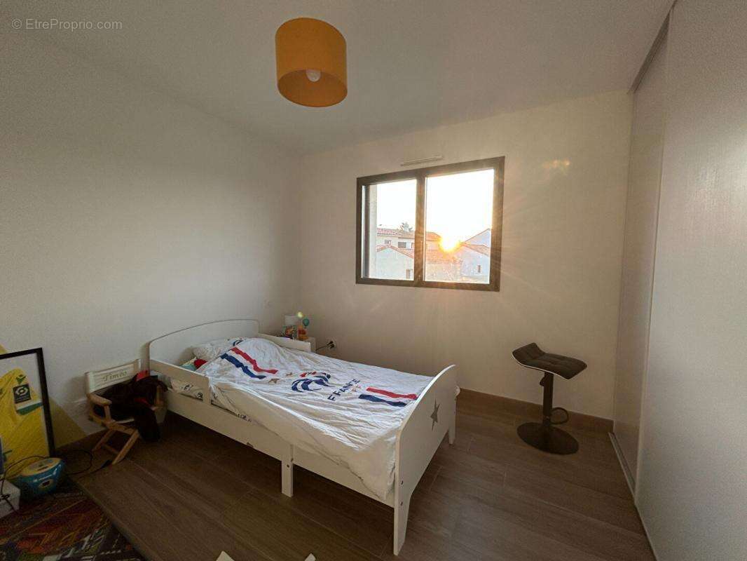 Maison à LA VARENNE