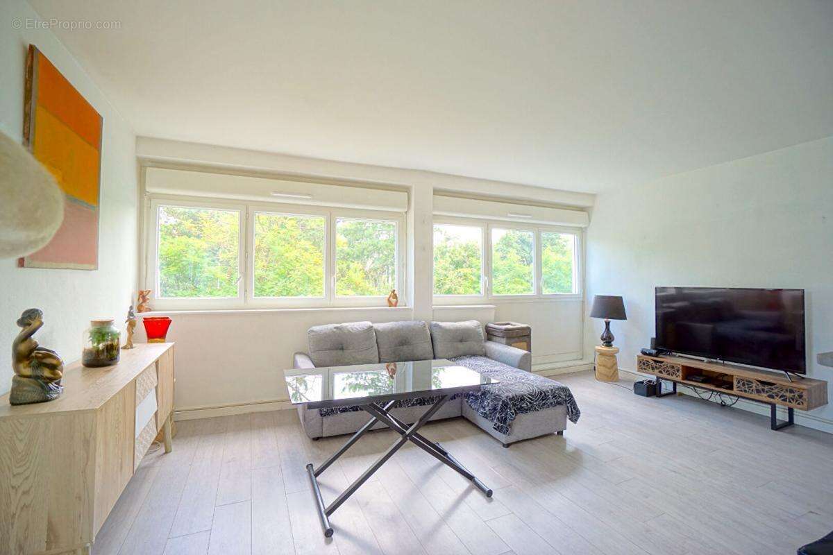 Appartement à LYON-9E