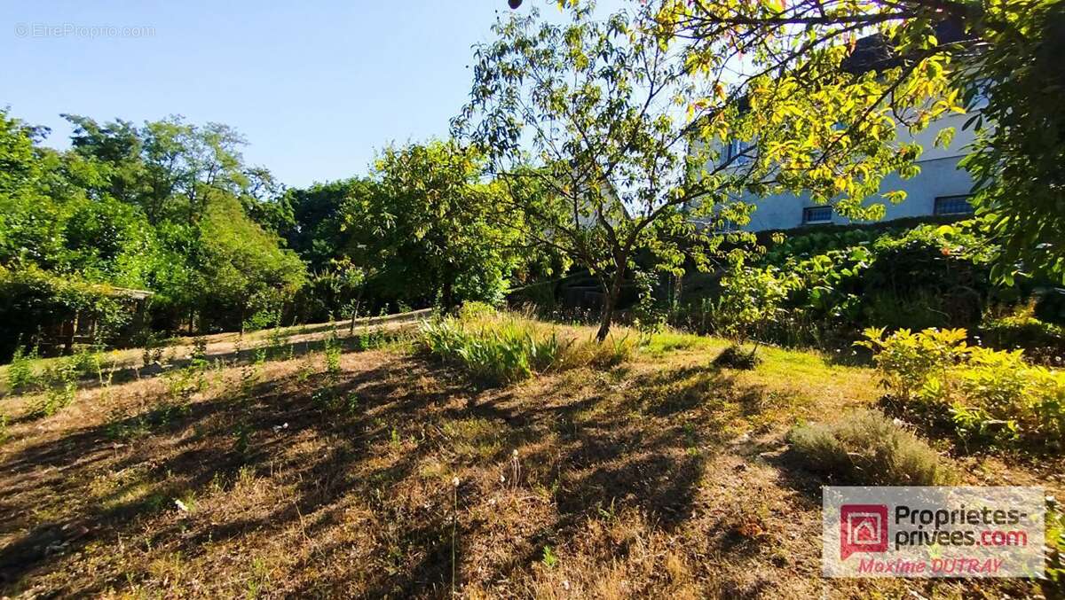 Maison à CHATEAU-RENAULT