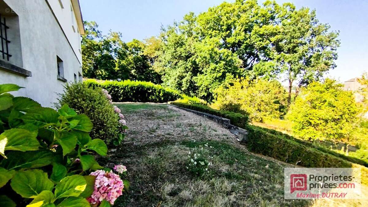 Maison à CHATEAU-RENAULT