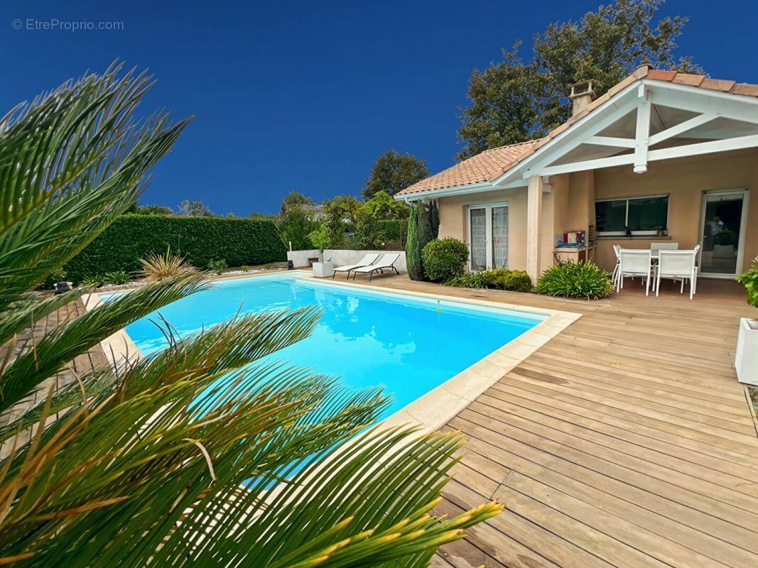 Maison à MARTIGNAS-SUR-JALLE