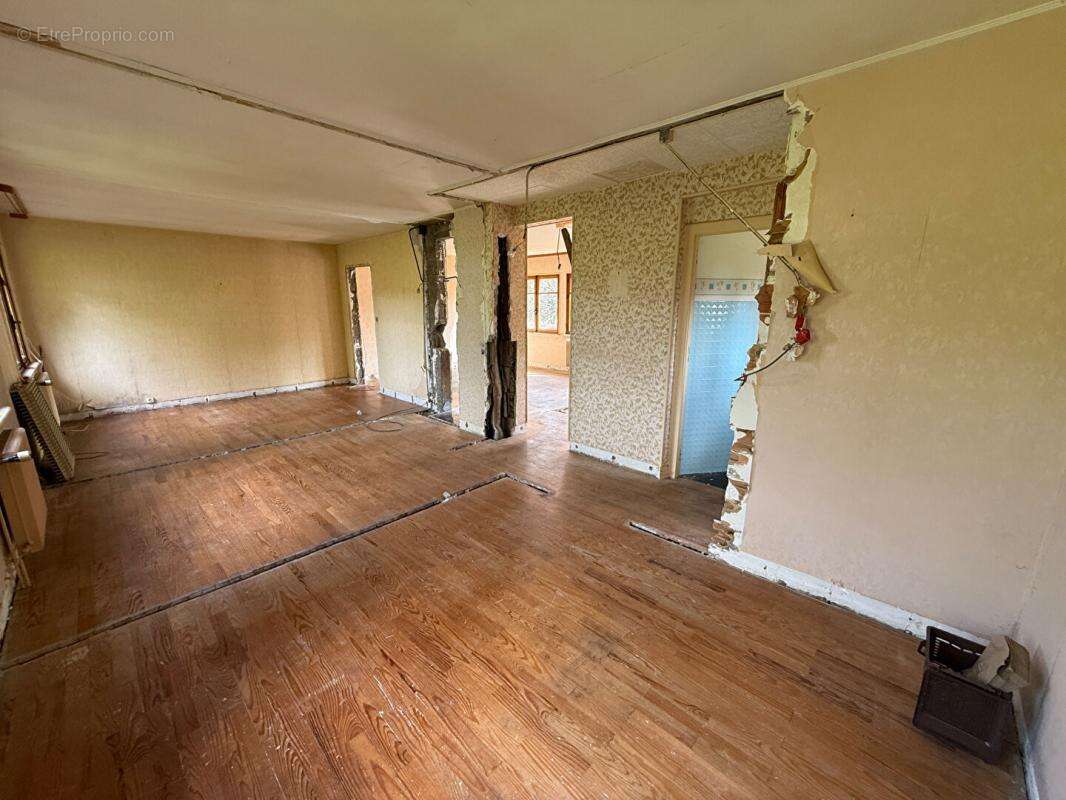 Maison à SERMAMAGNY