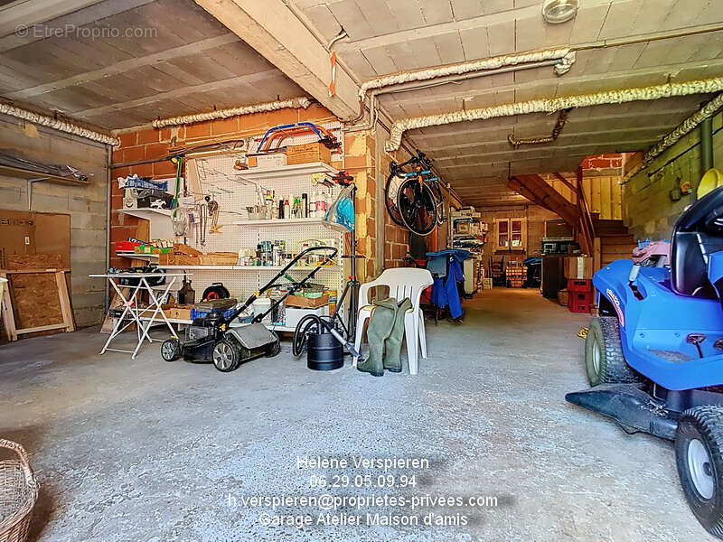 Maison à CARSAC-AILLAC