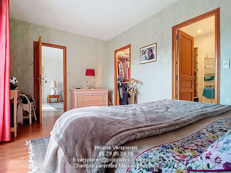 Maison à CARSAC-AILLAC