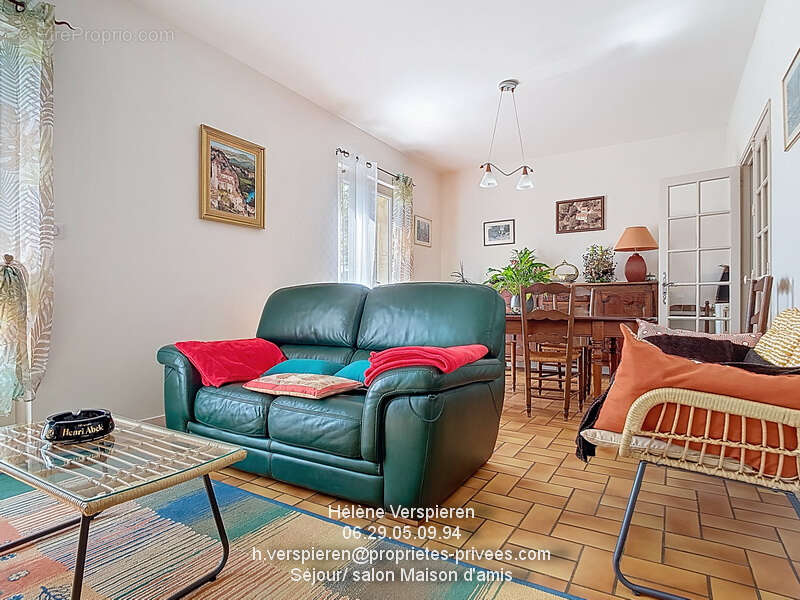 Maison à CARSAC-AILLAC