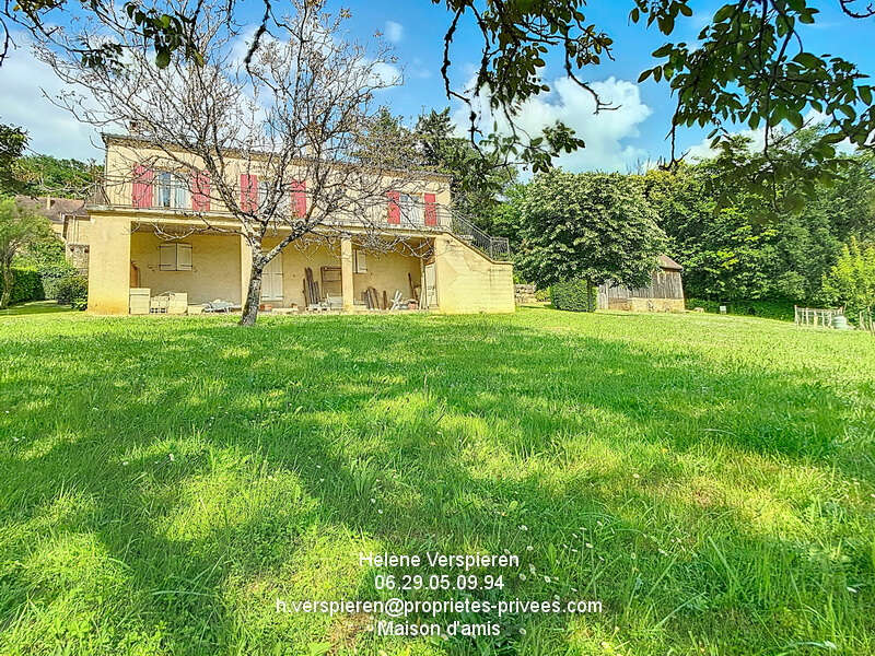 Maison à CARSAC-AILLAC