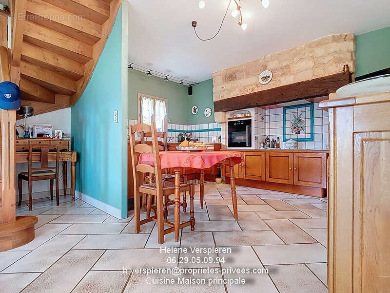 Maison à CARSAC-AILLAC