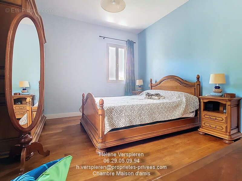 Maison à CARSAC-AILLAC