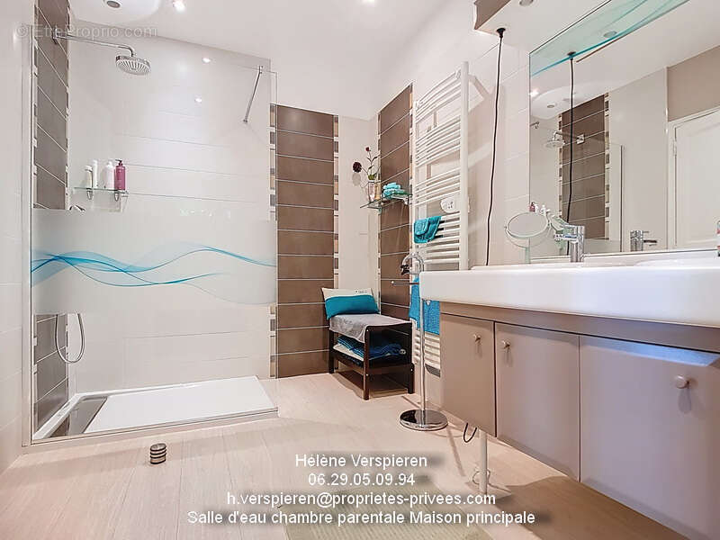 Maison à CARSAC-AILLAC