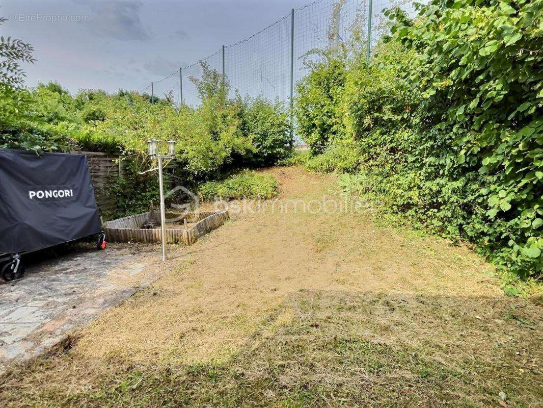 Maison à LA QUEUE-EN-BRIE