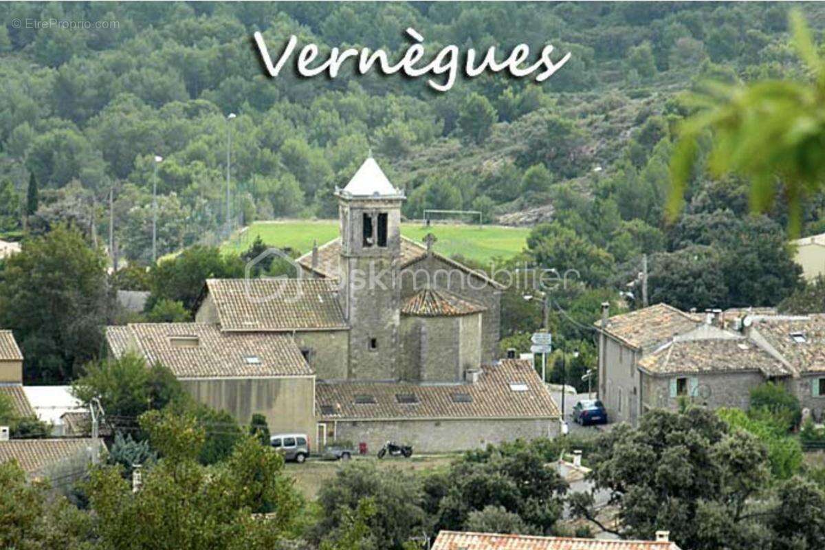 Maison à VERNEGUES
