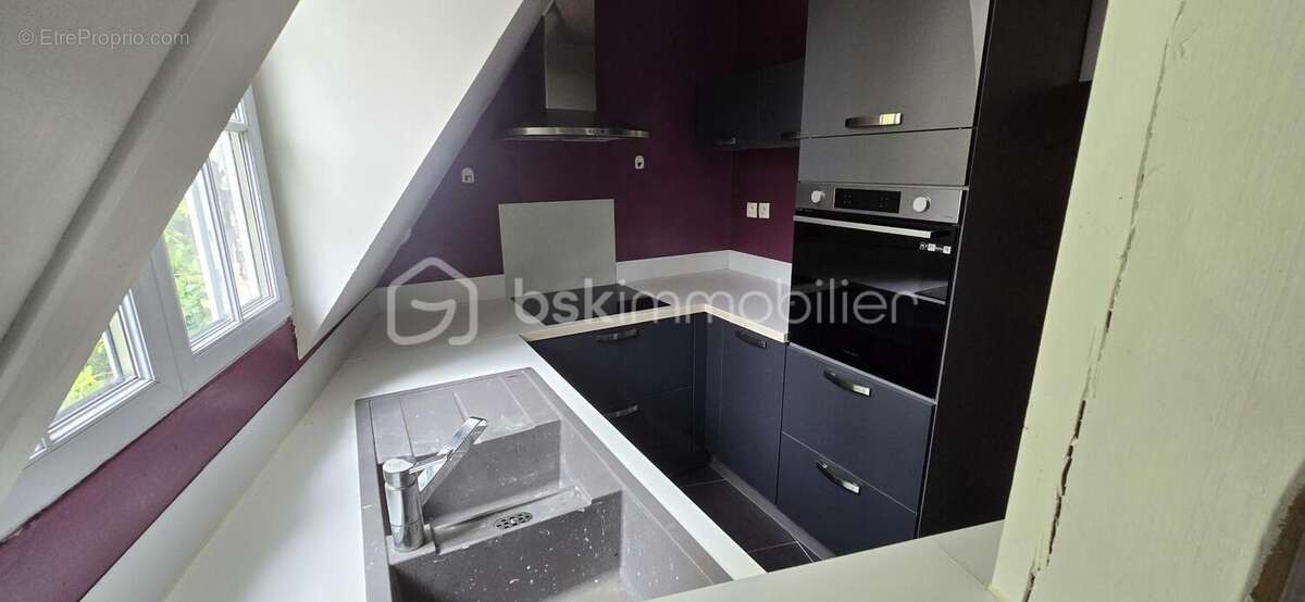 Appartement à FONTAINE-LA-RIVIERE