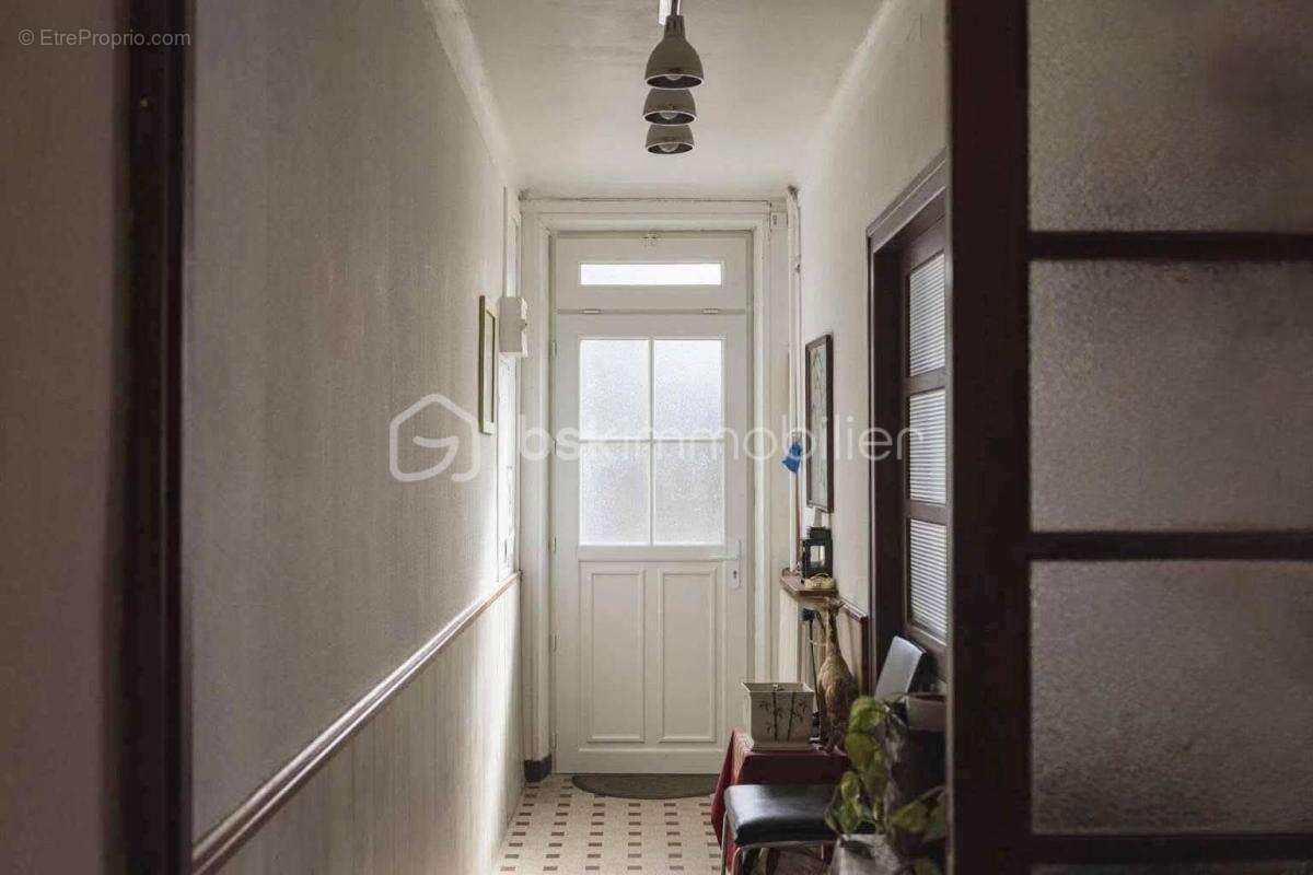 Maison à CHATEAUPONSAC