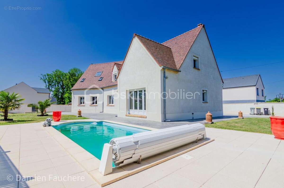 Maison à EVRY-GREGY-SUR-YERRE