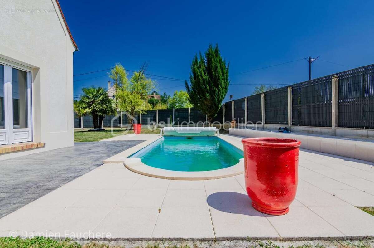 Maison à EVRY-GREGY-SUR-YERRE