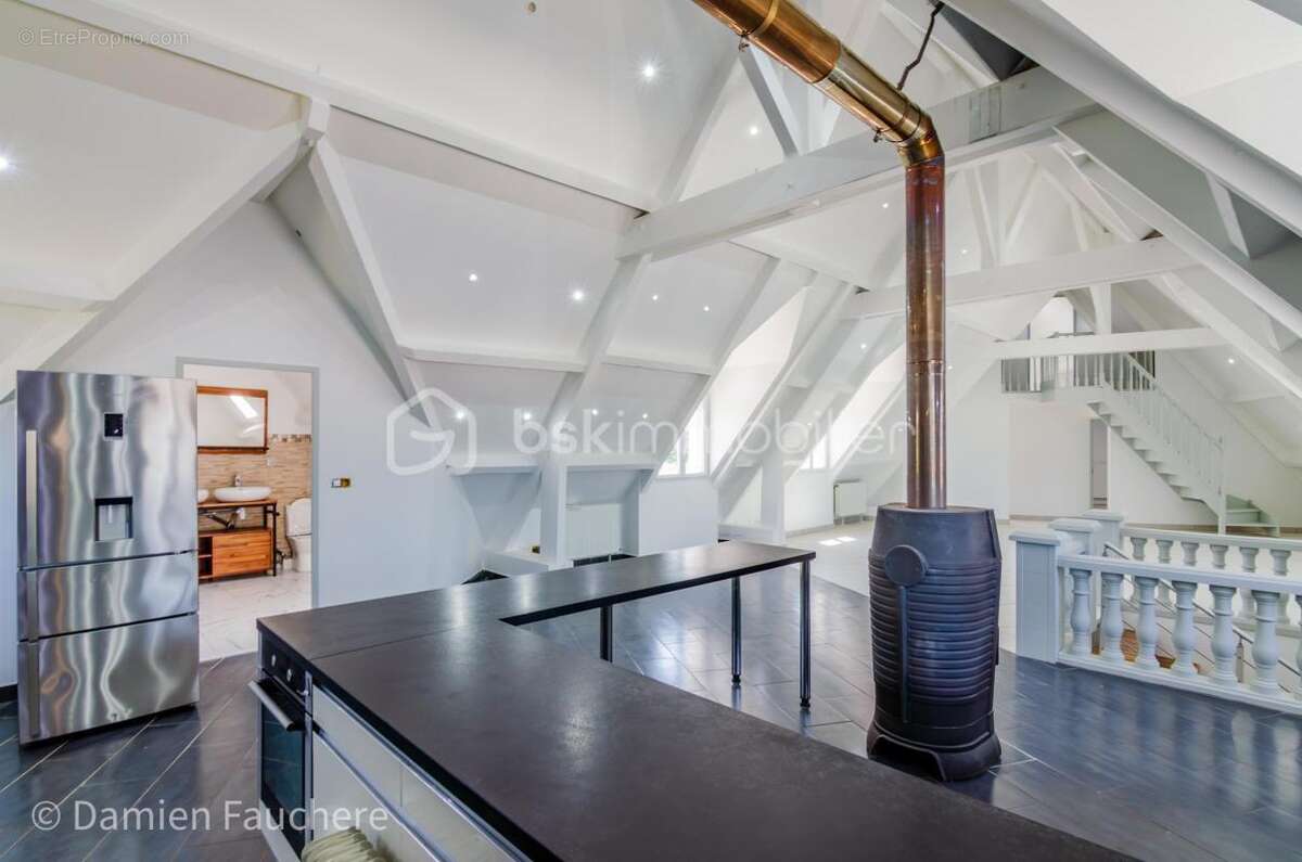 Maison à EVRY-GREGY-SUR-YERRE