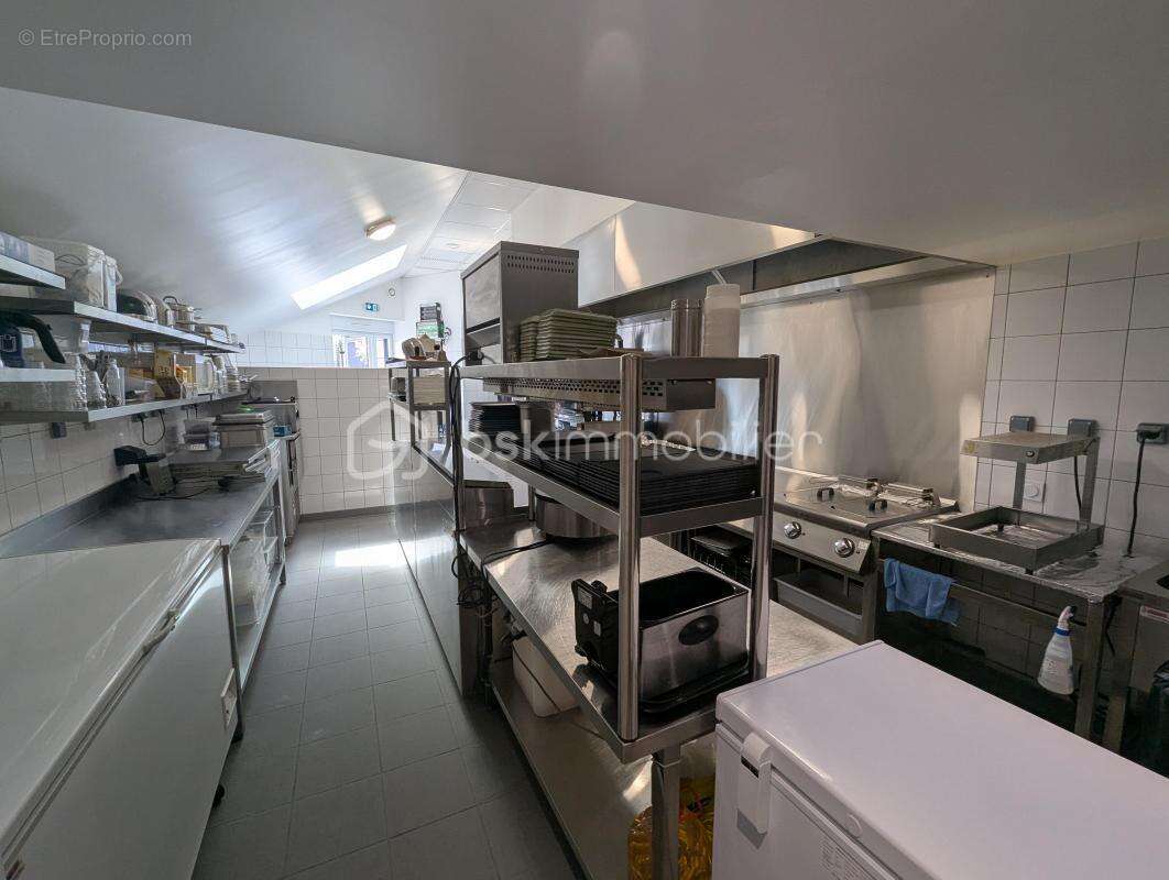 Commerce à SAINT-HILAIRE-DES-LANDES