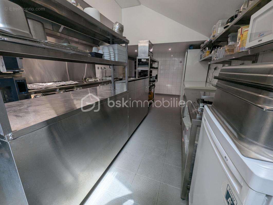 Commerce à SAINT-HILAIRE-DES-LANDES