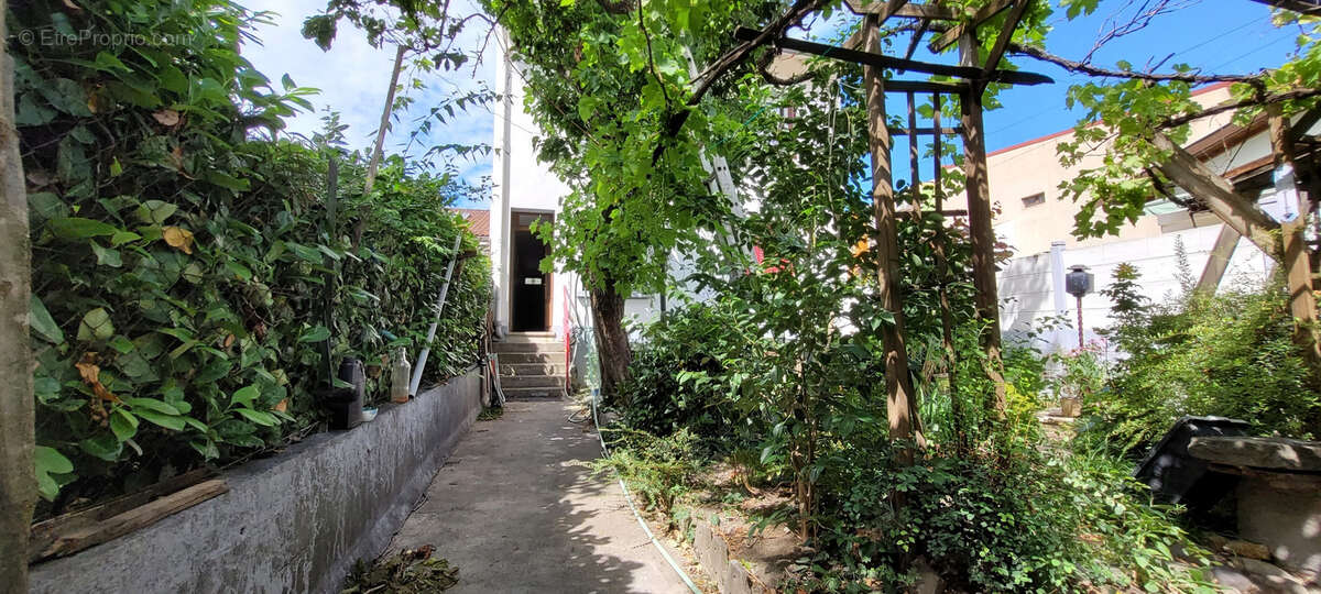 Maison à CLERMONT-FERRAND