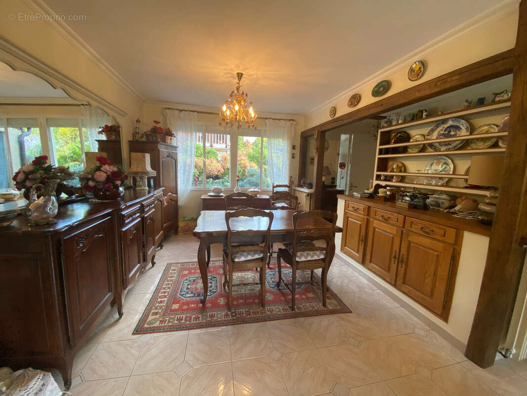 Maison à BENNECOURT