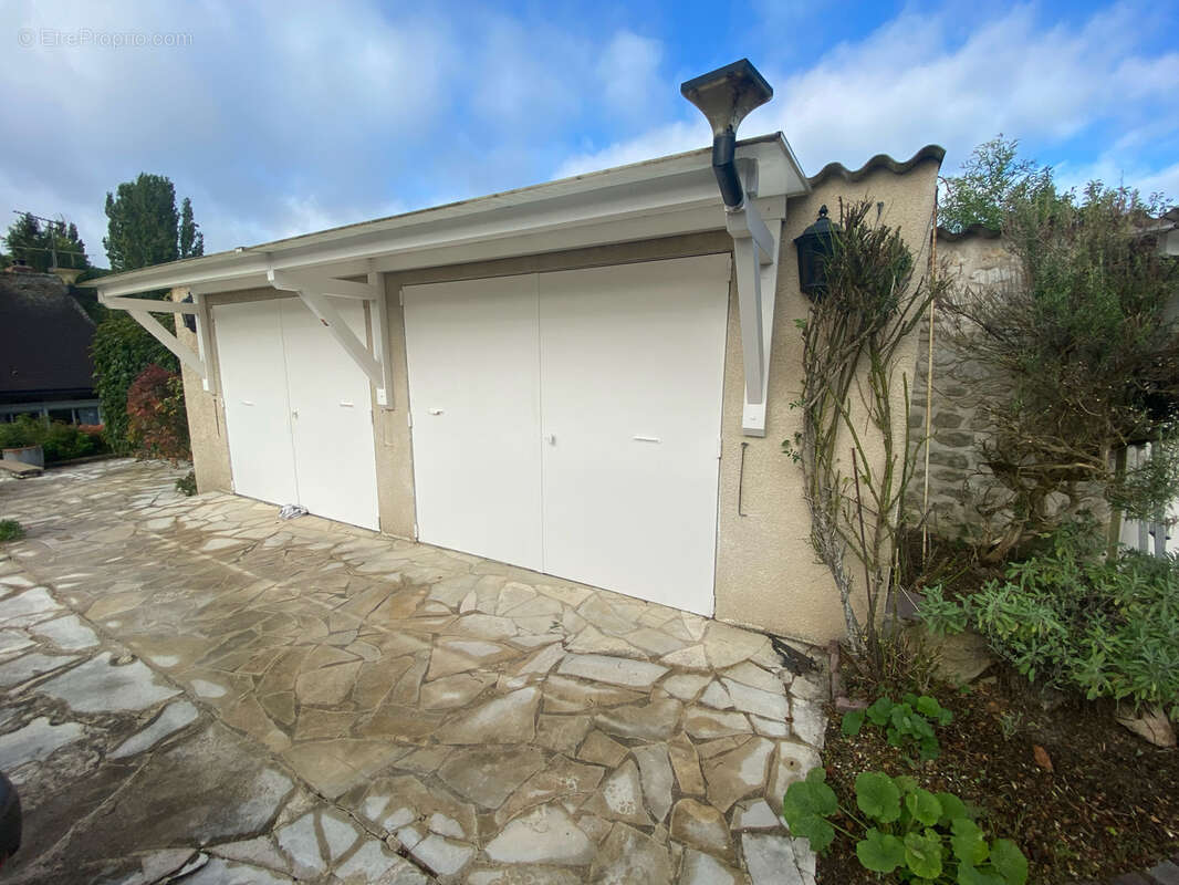 Maison à BENNECOURT