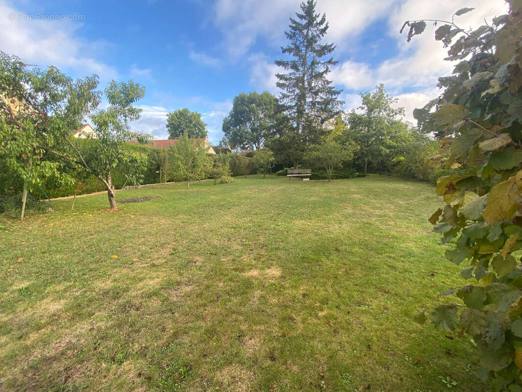 Maison à BENNECOURT