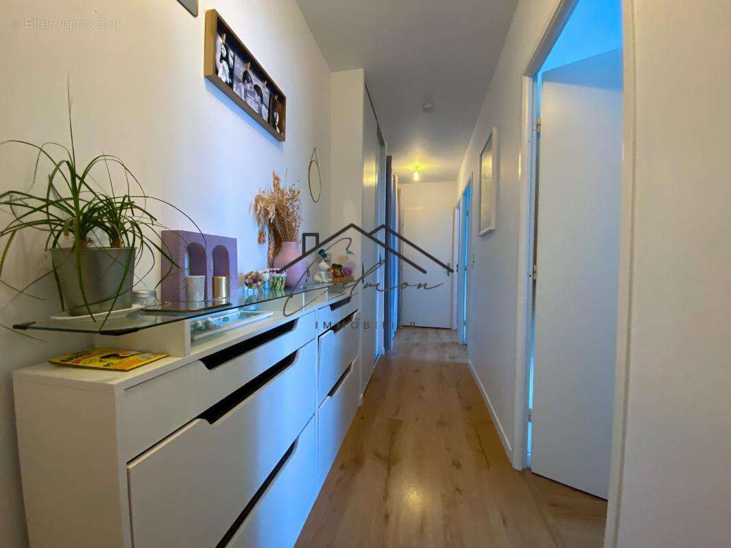 Appartement à ROSNY-SOUS-BOIS