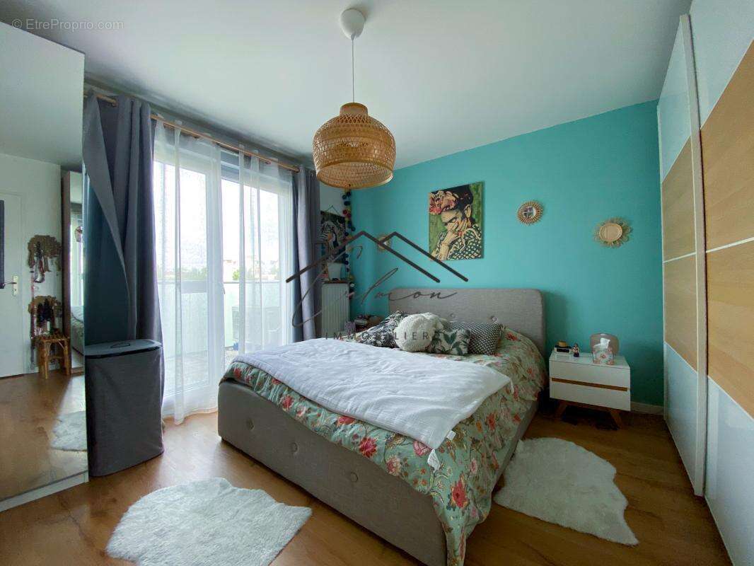 Appartement à ROSNY-SOUS-BOIS