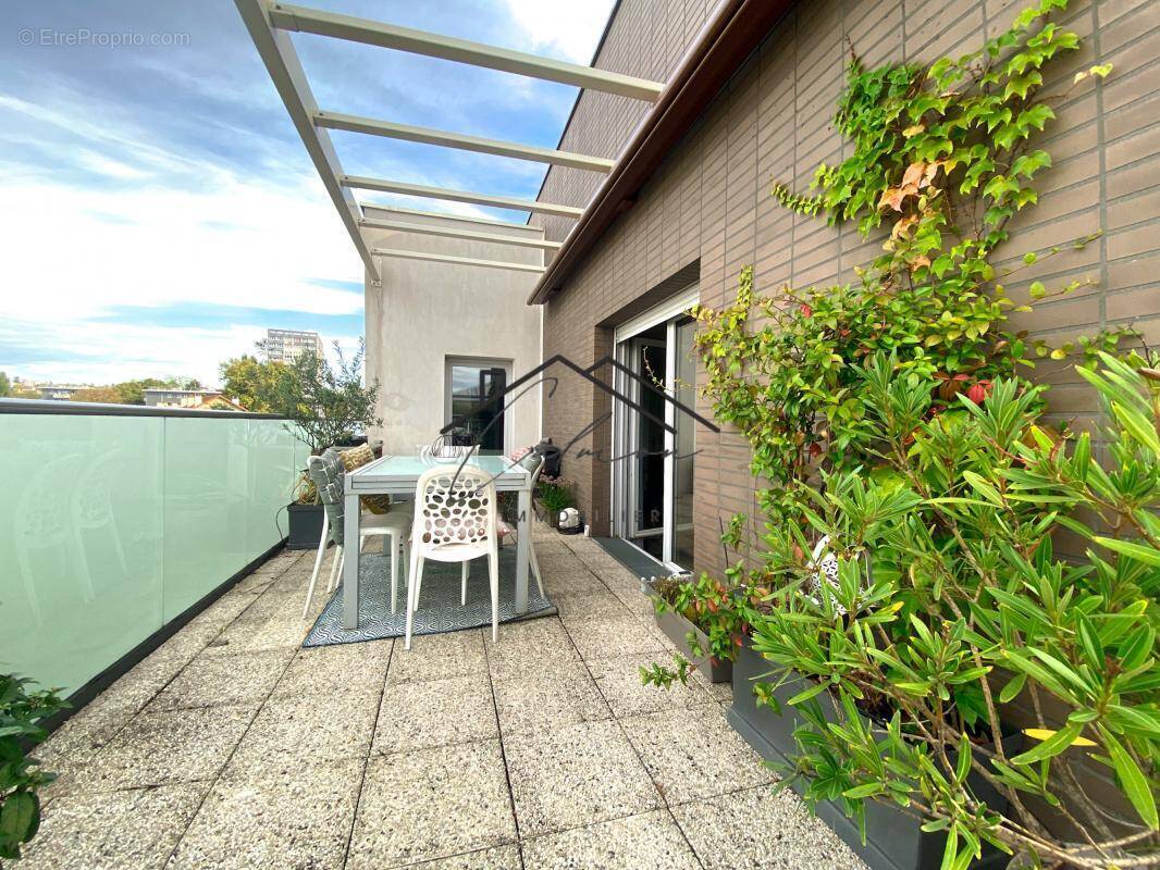 Appartement à ROSNY-SOUS-BOIS