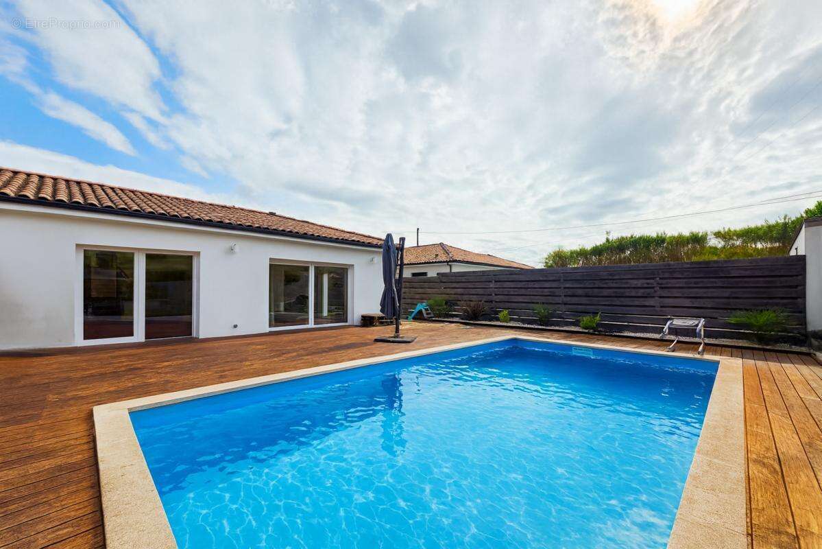 Maison à BON-ENCONTRE