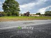 Terrain à SAINT-COLOMBAN