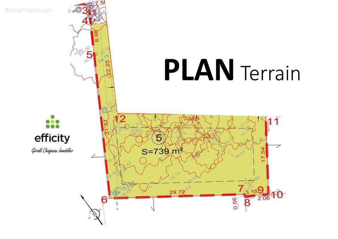 Terrain à SAINT-COLOMBAN