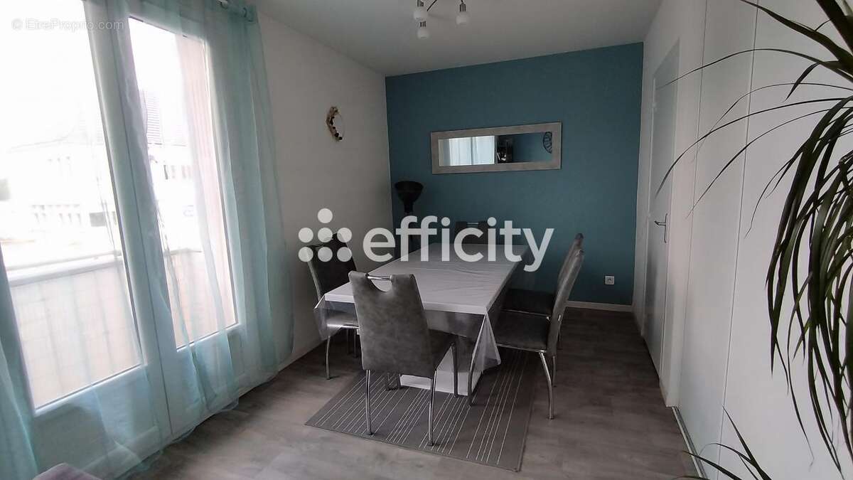 Appartement à BELLERIVE-SUR-ALLIER