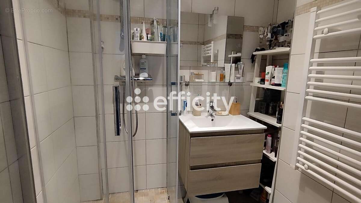 Appartement à BELLERIVE-SUR-ALLIER