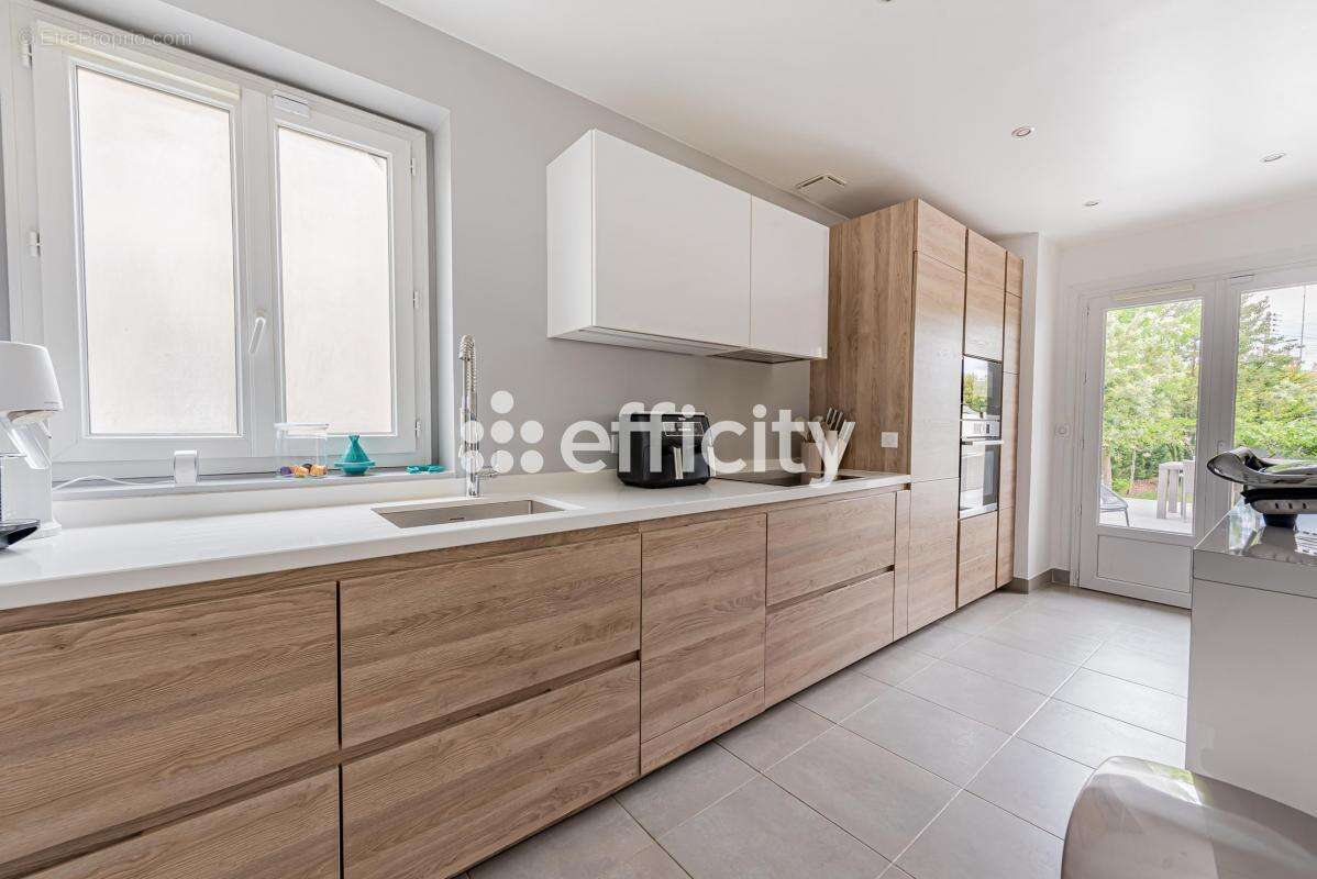 Maison à ABLON-SUR-SEINE