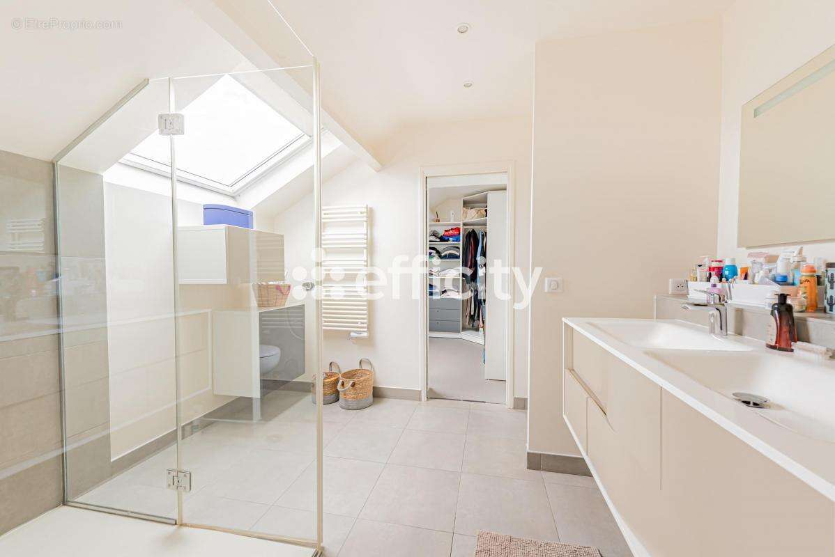 Maison à ABLON-SUR-SEINE