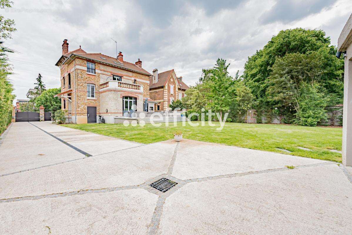 Maison à ABLON-SUR-SEINE