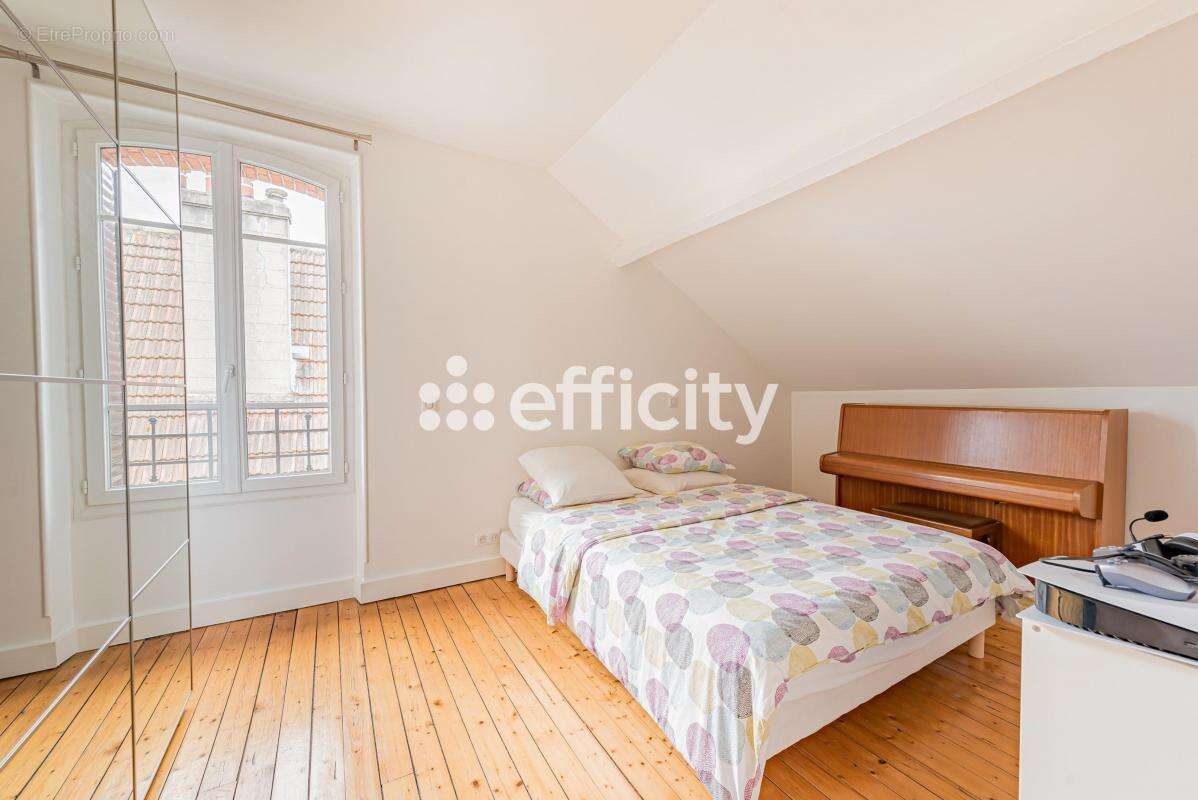 Maison à ABLON-SUR-SEINE