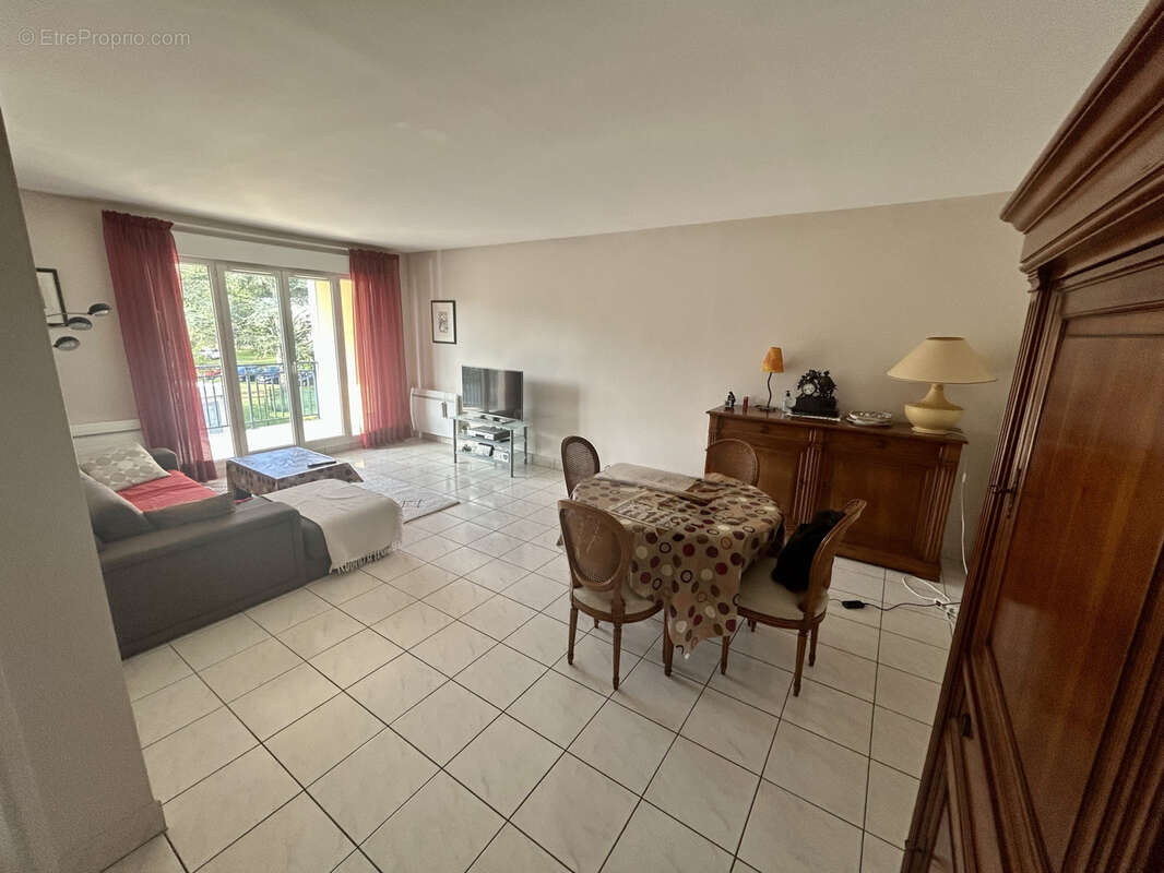 Appartement à CLAYE-SOUILLY