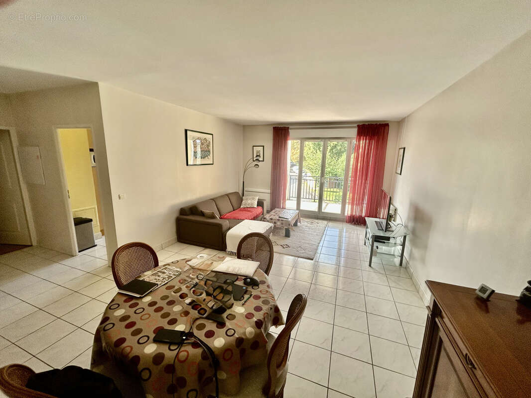Appartement à CLAYE-SOUILLY