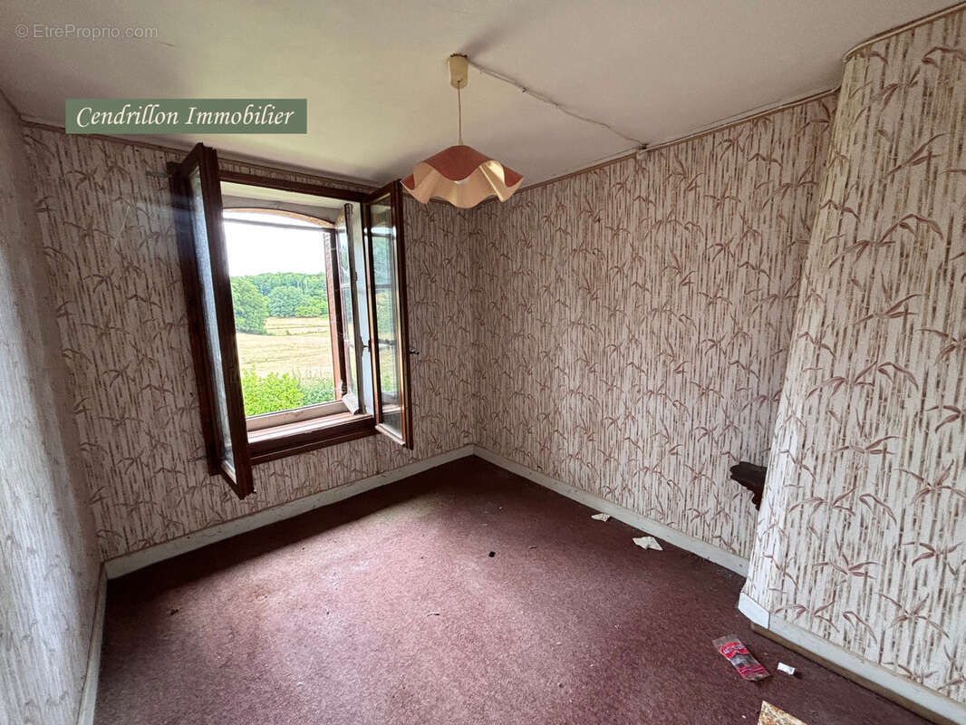 Maison à SAINT-DIZIER-LEYRENNE