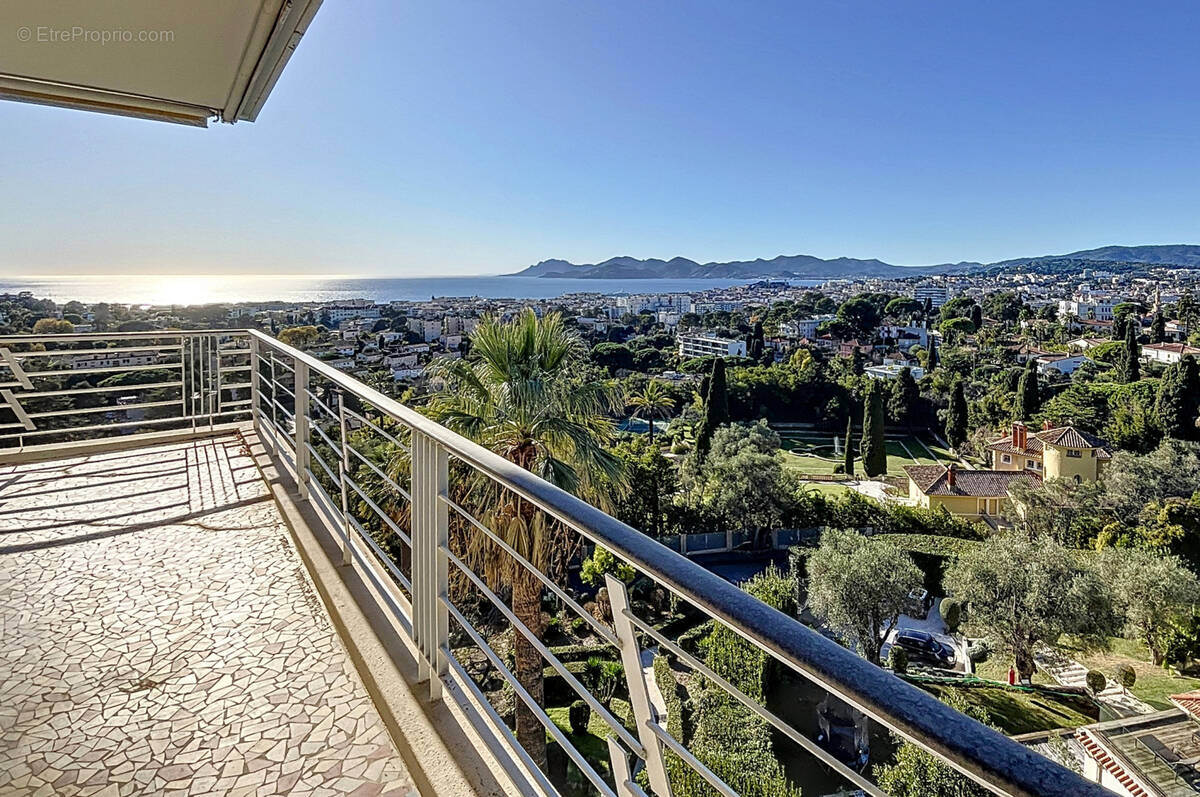 Appartement à CANNES