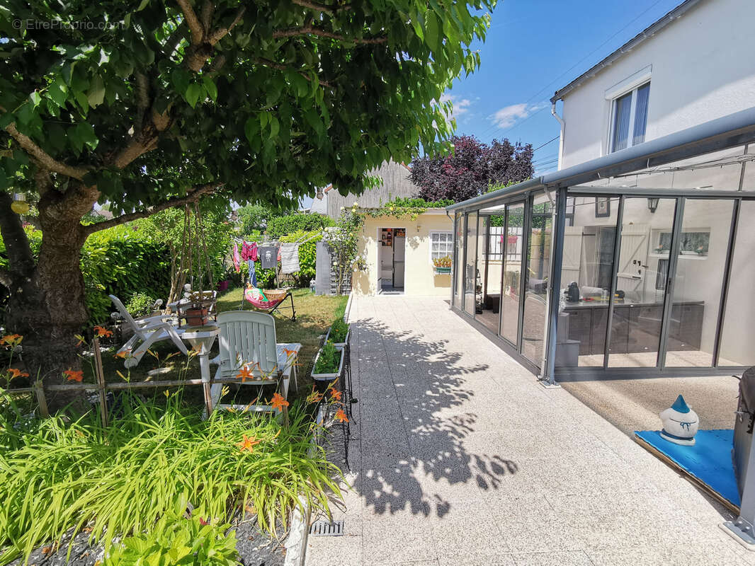 Maison à SAINT-MARTIN-DU-TERTRE