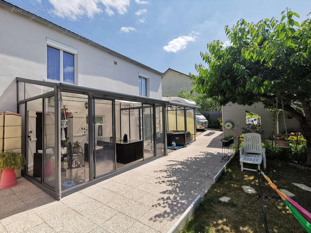 Maison à SAINT-MARTIN-DU-TERTRE